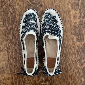 Tory Burch Espadrille Sneakers Size 9